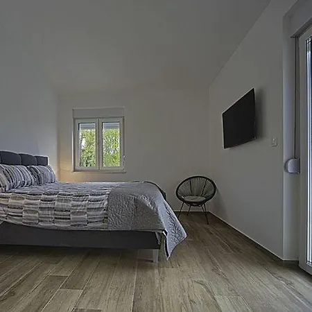 Istra With Pool Apartment Pula